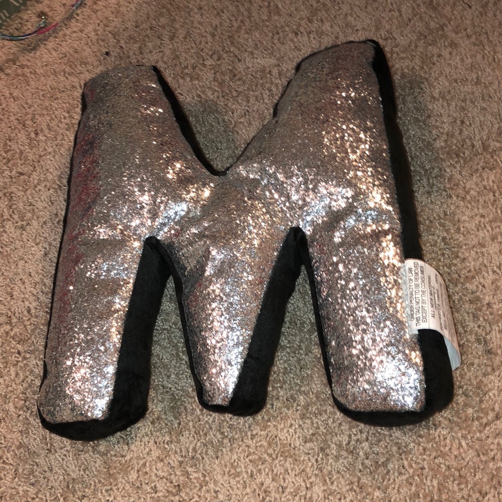 M pillow